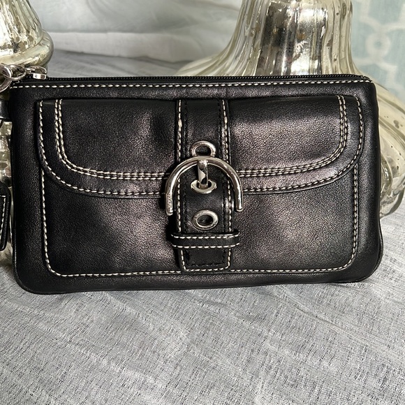 Coach Leather Wristlet - Picture 4 of 7